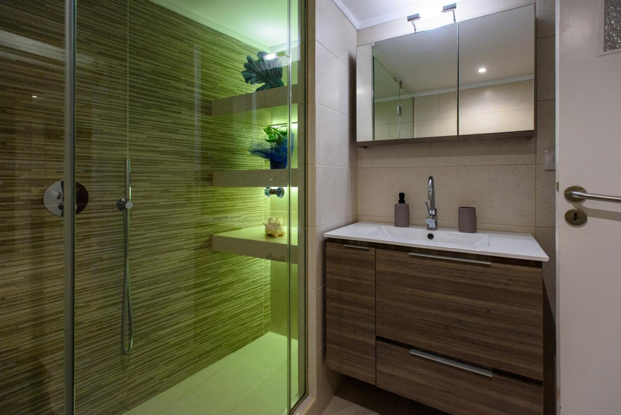 Blue Ark Harmony Residence Афины Экстерьер фото