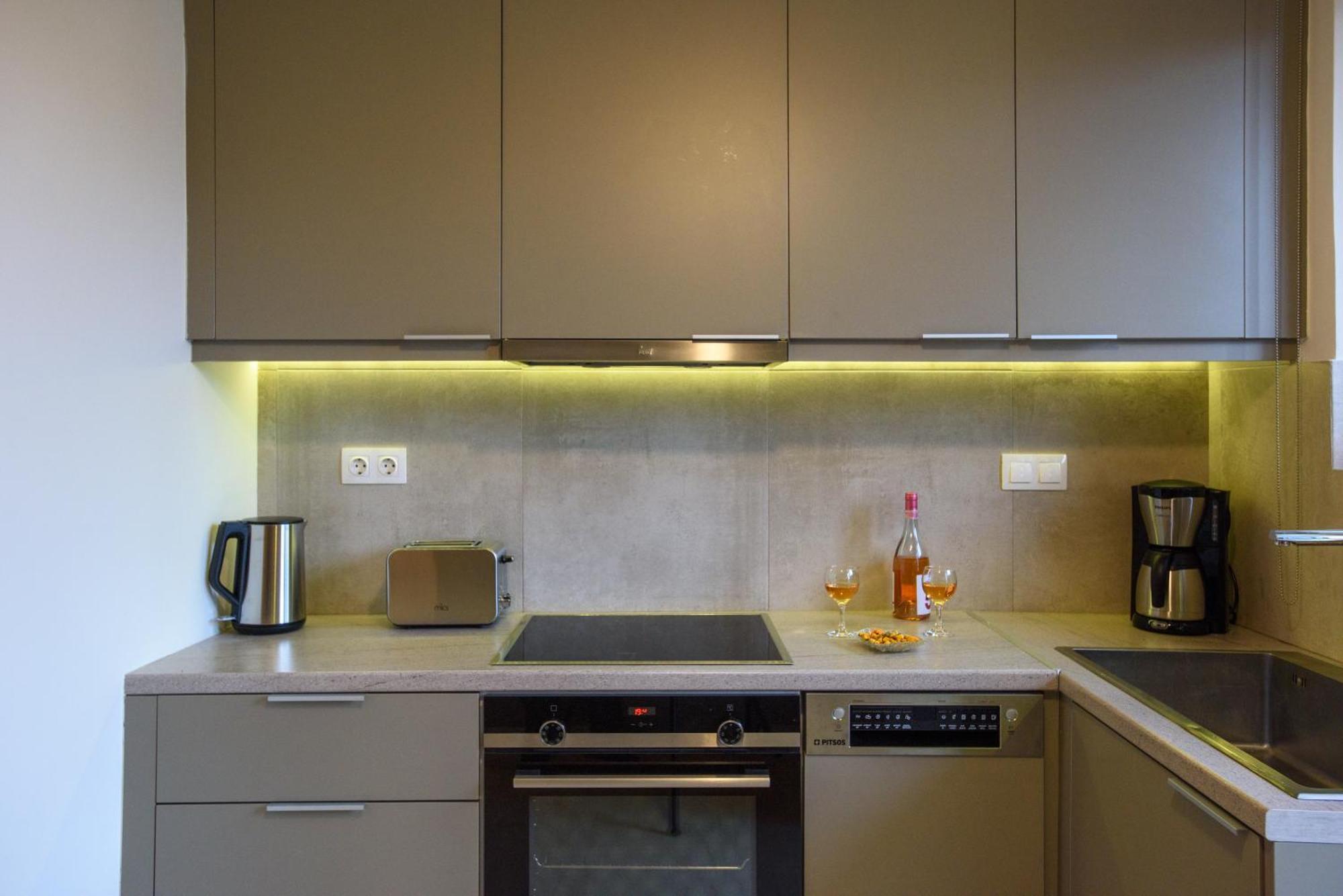 Blue Ark Harmony Residence Афины Экстерьер фото